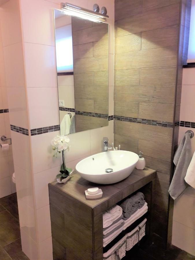 Spacious Apartment "Ana" On Lake Sabljaci Огулин Екстериор снимка
