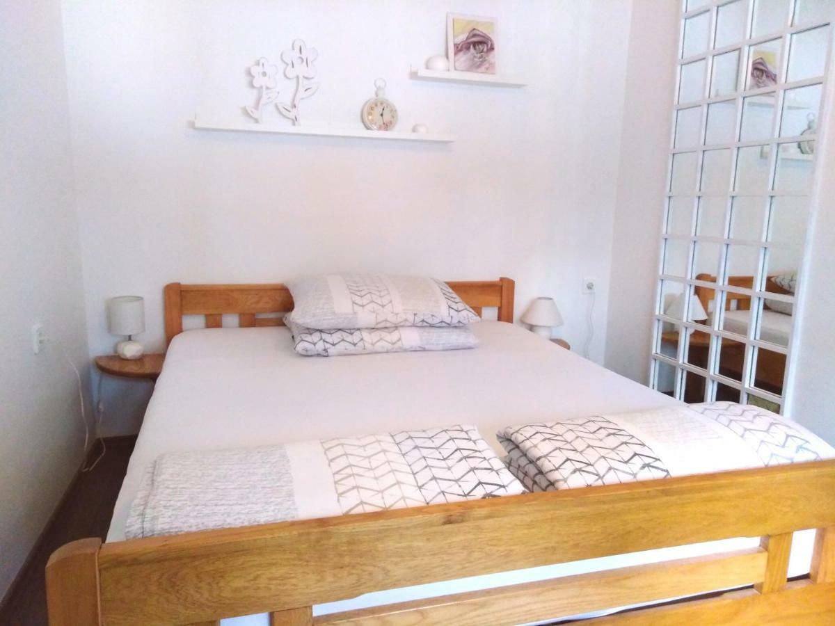 Spacious Apartment "Ana" On Lake Sabljaci Огулин Екстериор снимка